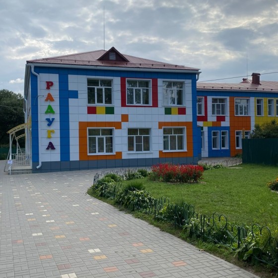 Установка вентилируемого фасада для детского сада