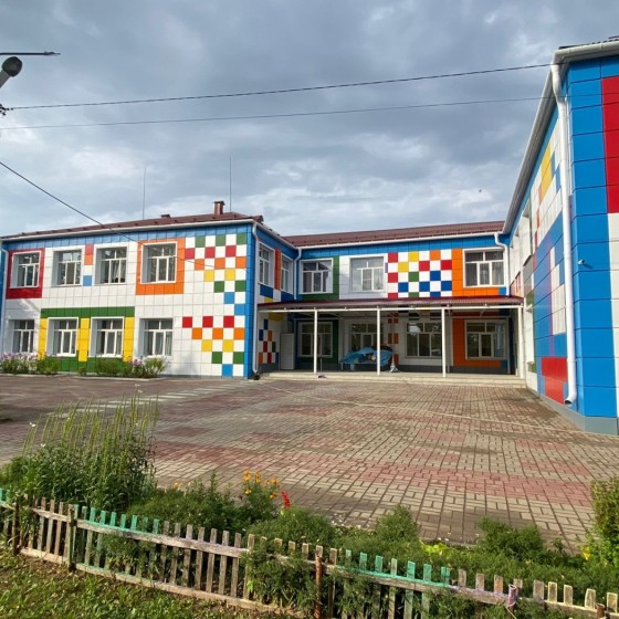 Установка вентилируемого фасада для детского сада